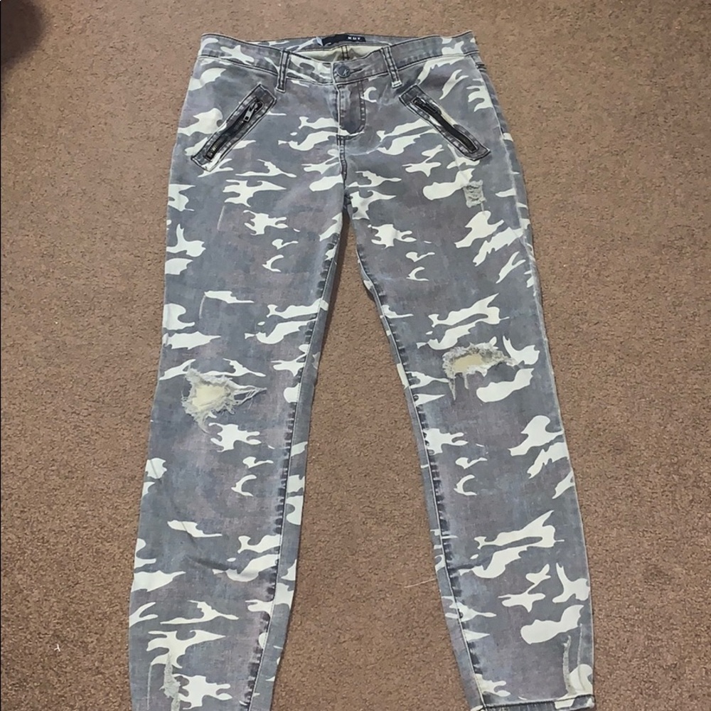 COPY - NWOT Camo jeans